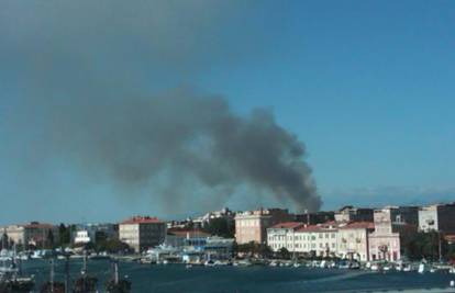 Zadar: Buknuli požari blizu farme krava te u Slivnici 