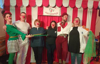 Crveni nosovi djecu učili trikove i uvježbavali cirkuske vještine