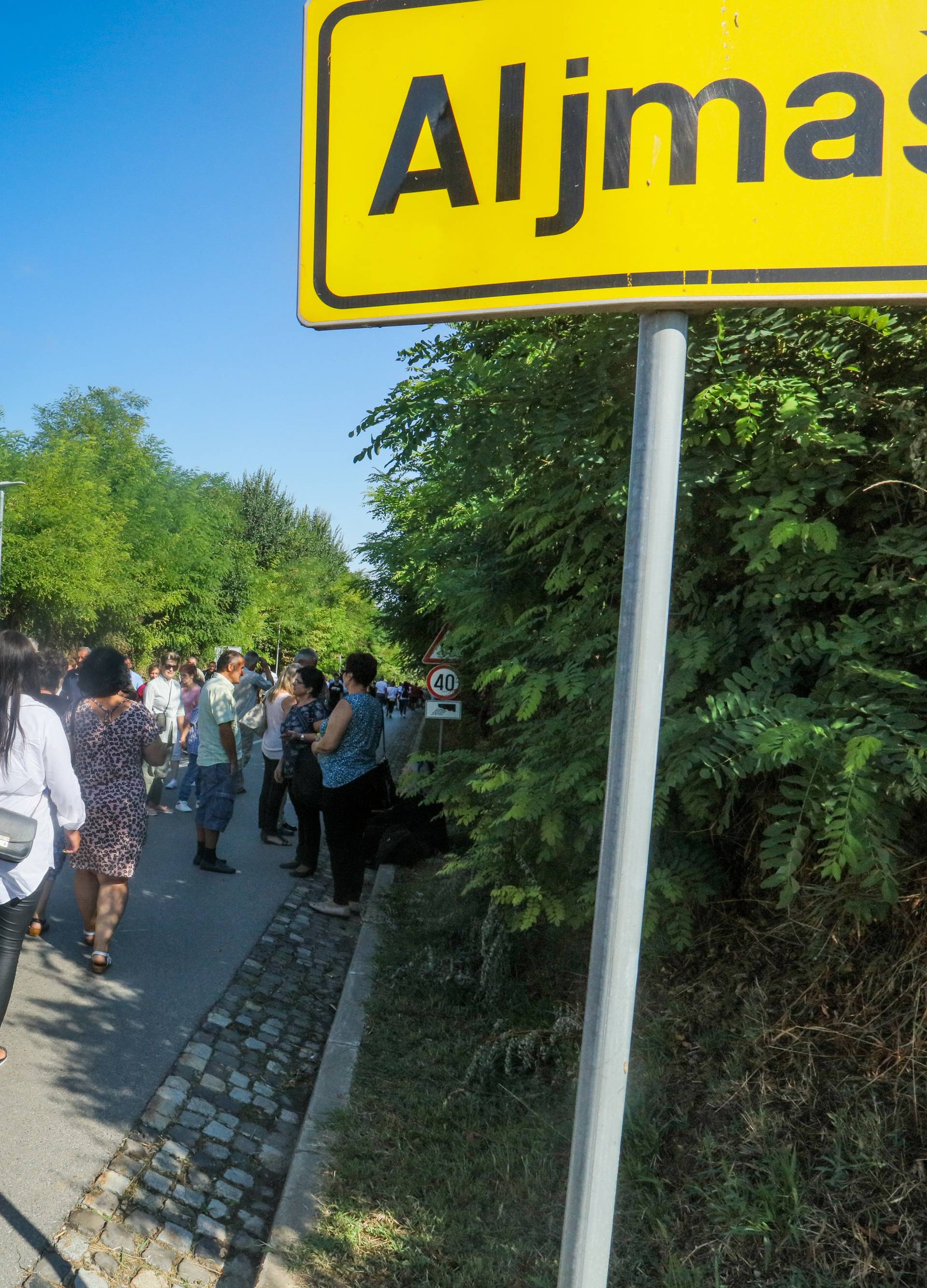 Nadbiskup Hranić: Djeca se ne rađaju zbog komotnih roditelja