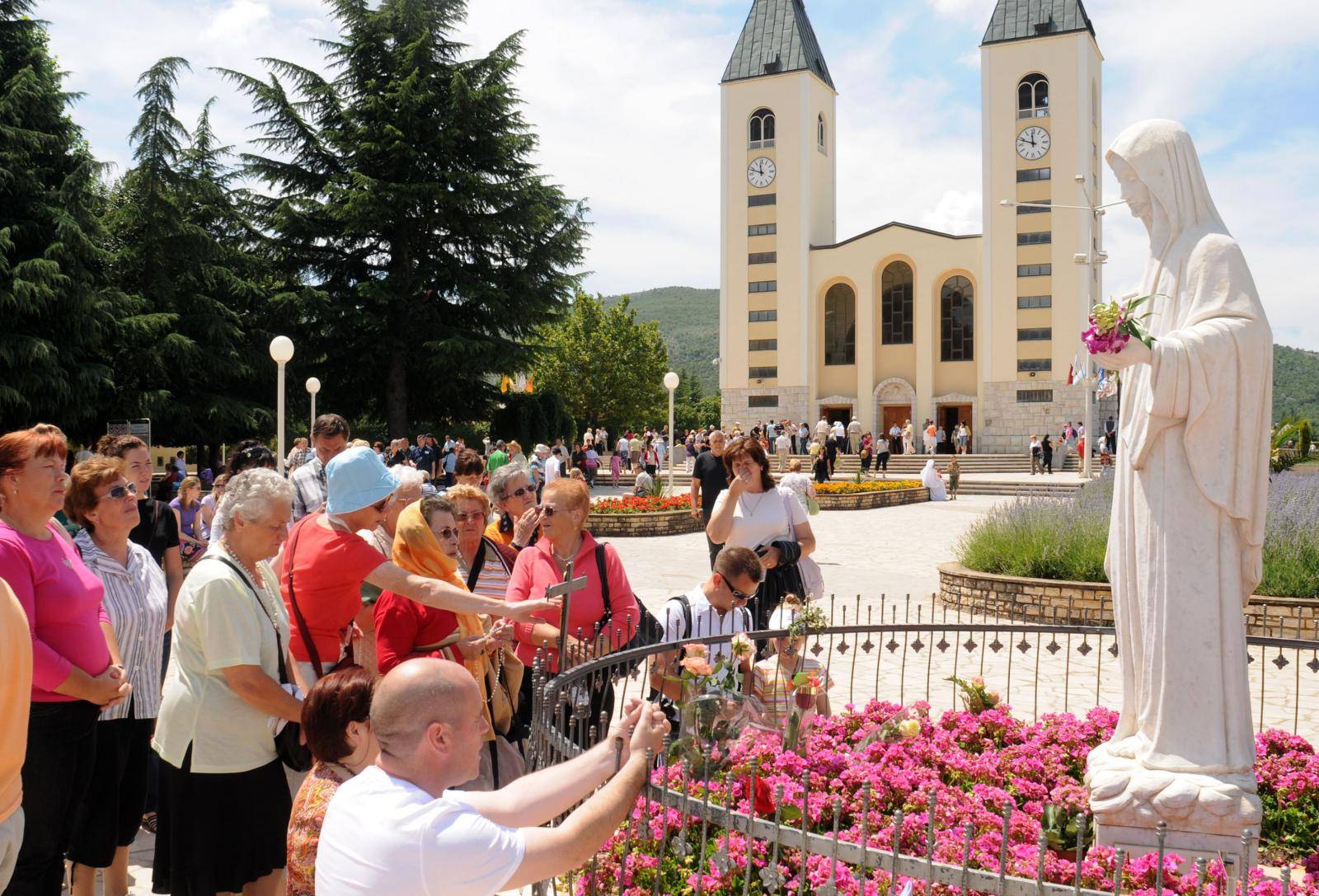 'Gospina ljepota nije ova naša ljepota, ne da se opisati, to je nešto rajsko, nešto nebesko...'