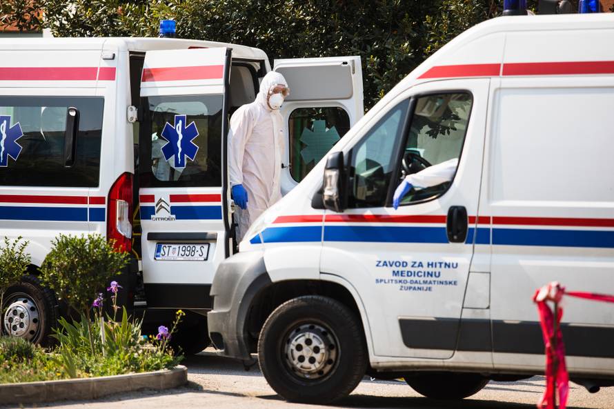 Prebacivanje sticenika doma za starije i nemocne u Splitu u karantenu