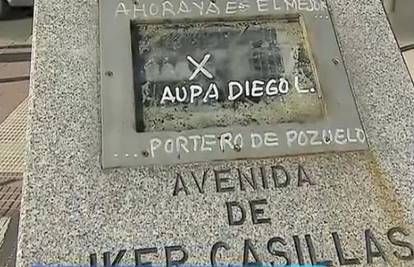 Sramotno ponašanje: Huligani oskvrnuli spomenik Casillasu!