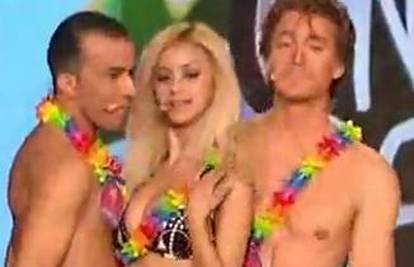 Riberyjeva prostitutka je otplesala vrući erotski ples
