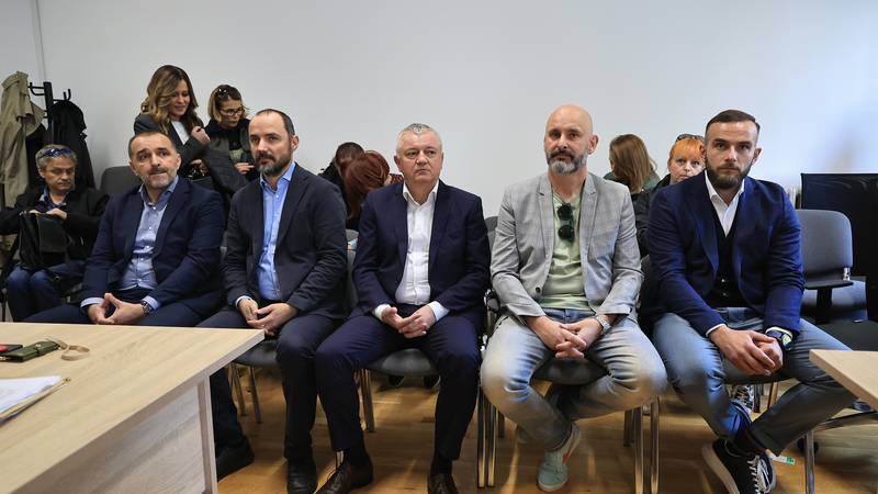 Četiri bivša ministra na sudu, oni poručili: 'Nismo krivi!'