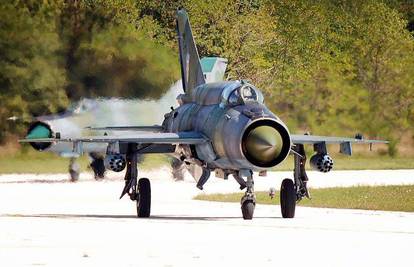 Lete MiG-ovi: Danas je moguće probijanje zvučnoga zida...