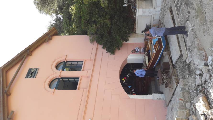 'Ukrali su mi mali drveni gliser kakav je vozio i James Bond'