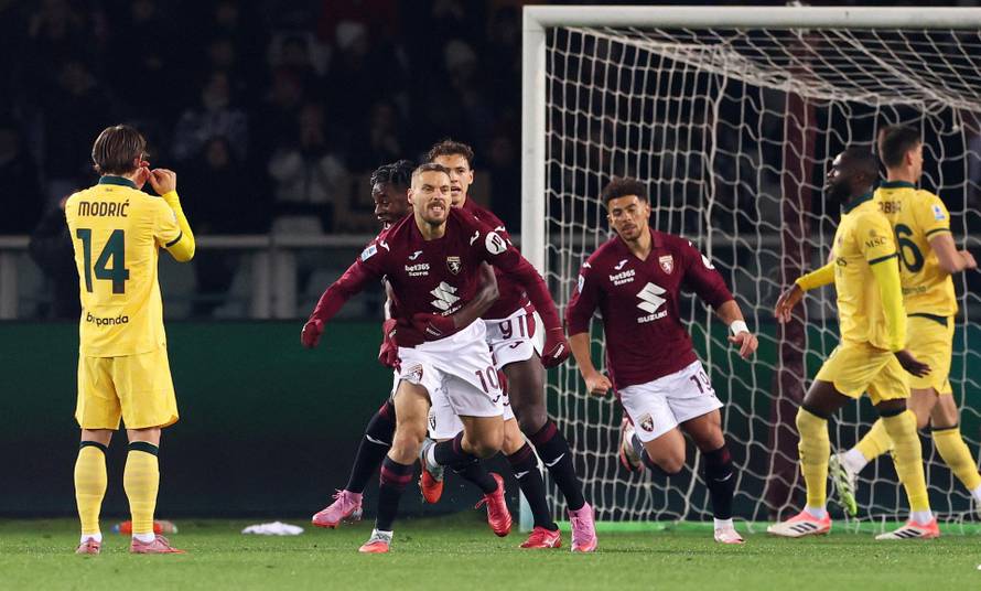 Serie A - Torino v AC Milan
