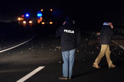 Mladić (25) poginuo u naletu vozila, policija traži vozača