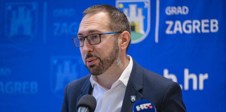 Zagreb: Obilazak obnovljene Prve ekonomske gimnazije