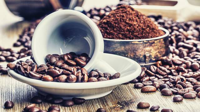 Nemojte bacati talog od kave, iskoristite ga na ovih 11 načina
