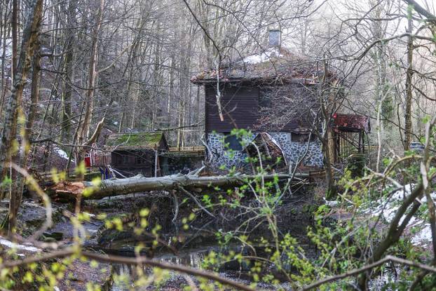24sata Zagreb: U nevremenu oštećeno izletište Kraljičin zdenac