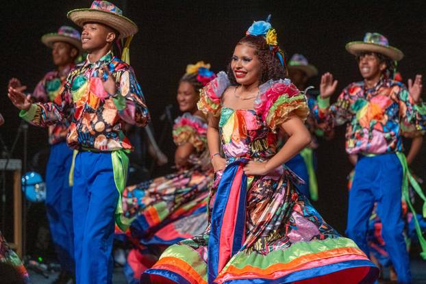 Zagreb: Nastup folklornih skupina u sklopu Međunarodne smotre folklora 