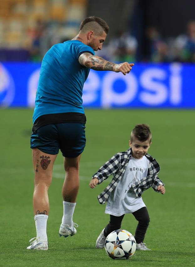 Real Madrid Training Session - NSK Olimpiyskiy Stadium