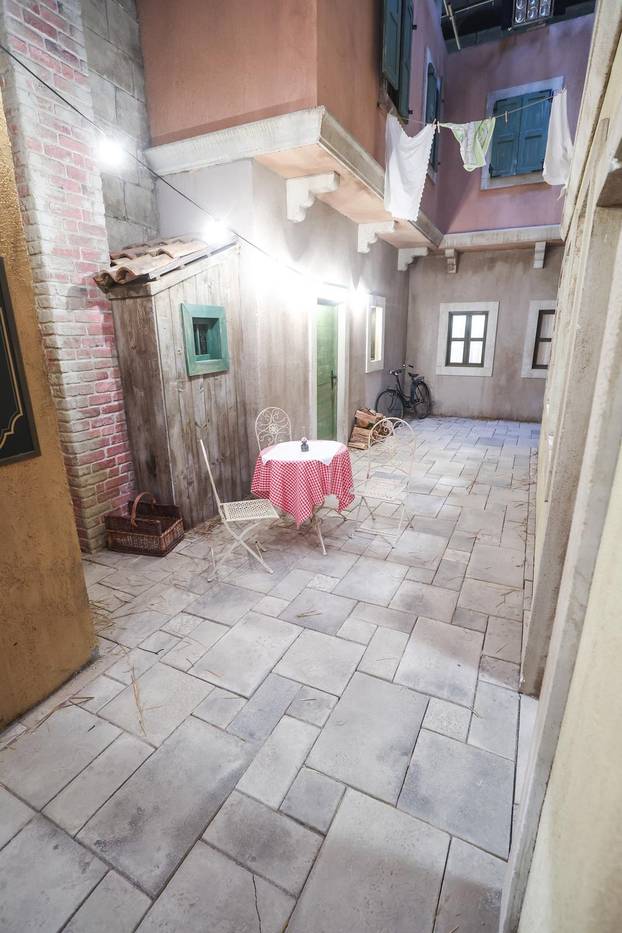 Zagreb: Obilazak kulisa i druženje s glumcima nove serije Divlje p?ele