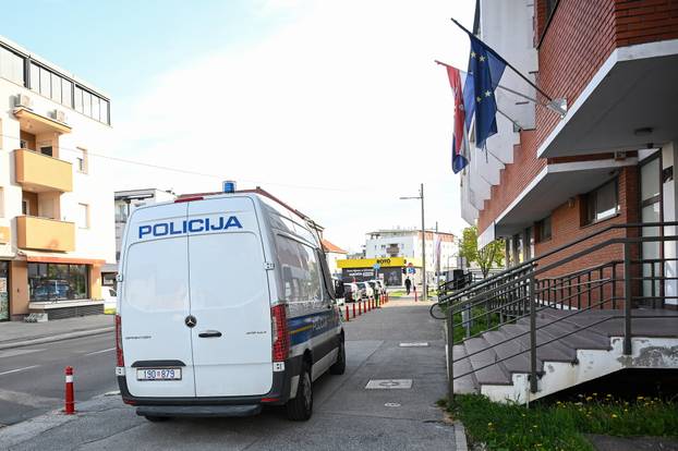 Privo&dstrok;enje mu&scaron;karca i &zcaron;ene na &Zcaron;upanijski sud u Velikoj Gorici