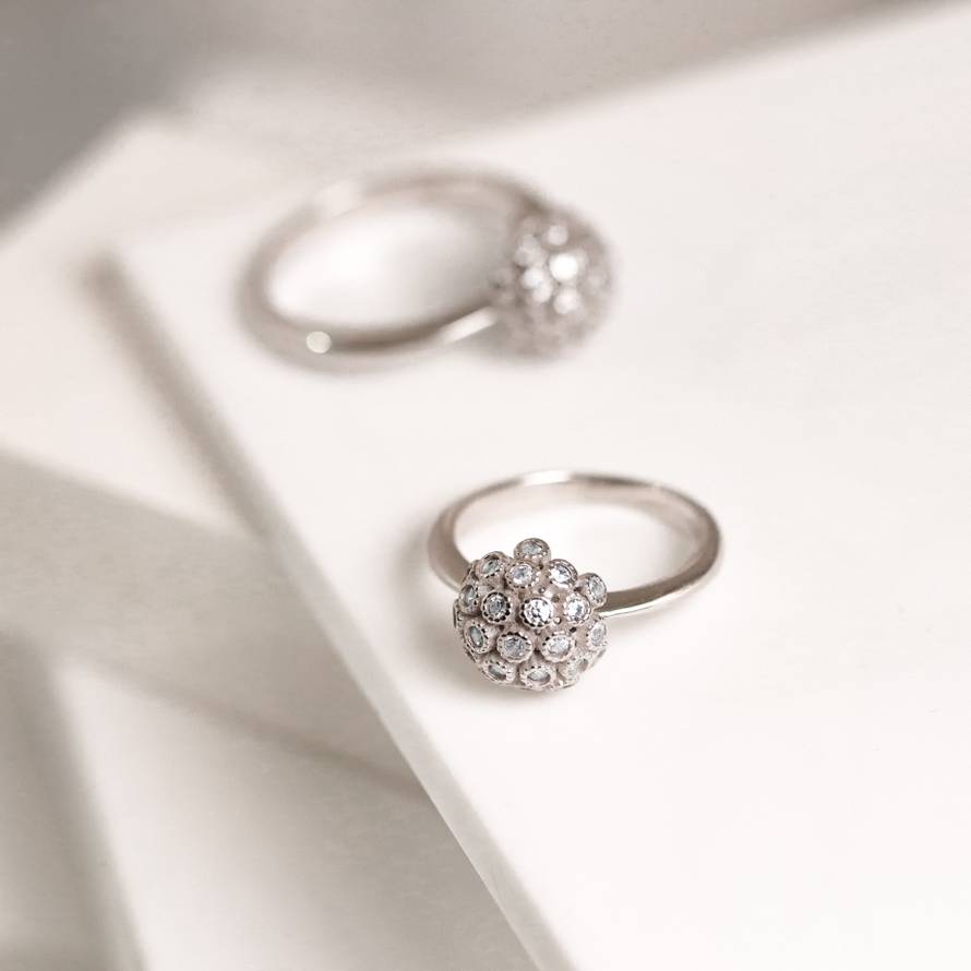 Moderni i elegantni nakit stvoren za ljubiteljice sjaja