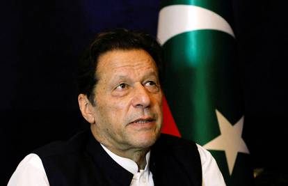 Bivšeg pakistanskog premijera osudili su na 10 godina zatvora zbog odavanja državnih tajni