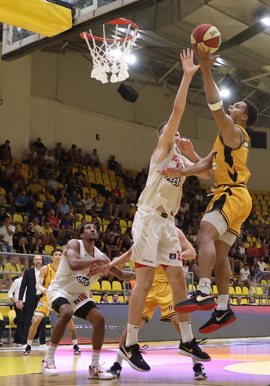 KK Split i SC Derby sastali se u 1. kolu ABA lige