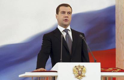 Medvedev: Rusija priznala Južnu Osetiju i Abhaziju