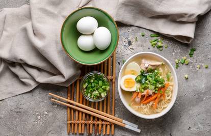 Za večeru složite pileći ramen