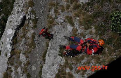 Planinar zapeo na 1300 m, GSS ga spasio s Velebita