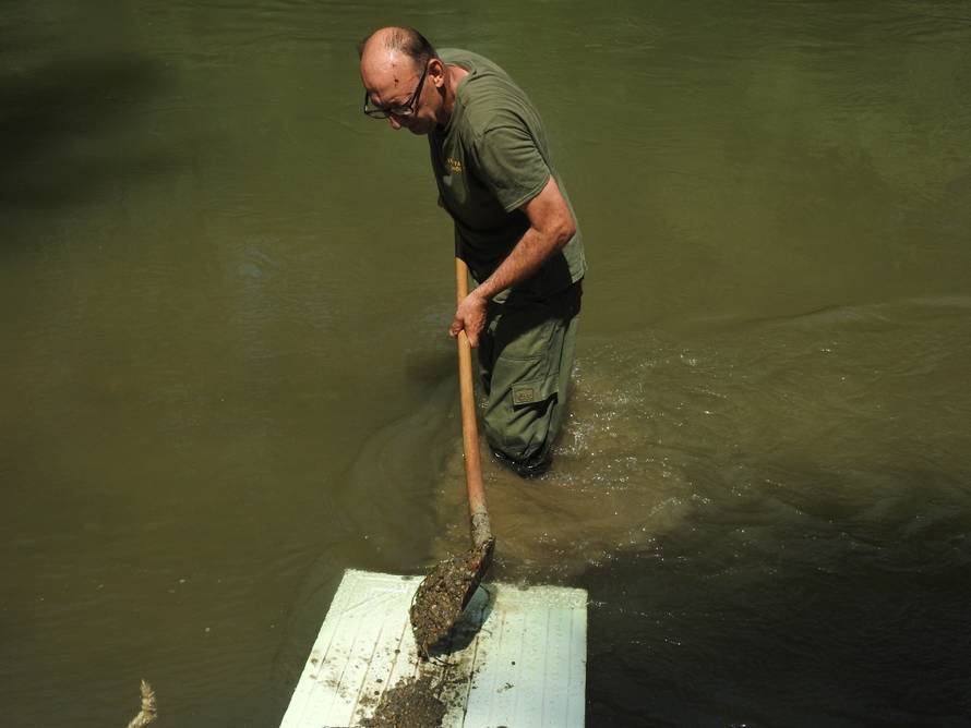 Posljednji tragač za zlatom na Dravi: 'Uvijek se nešto nađe...'