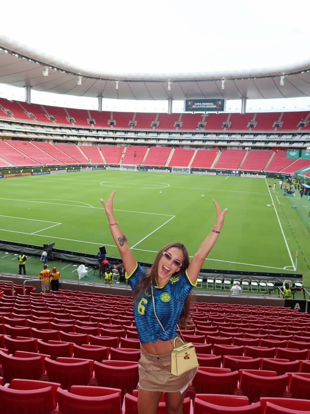 FOTO Zgodna Brazilka osvojila je veliku zvijezdu Kolumbije! Zbog Madu se jako raznježio...