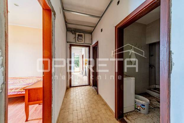 FOTO Na Mljetu se prodaje kuća uz more koja treba renovaciju: Cijena će vas šokirati!