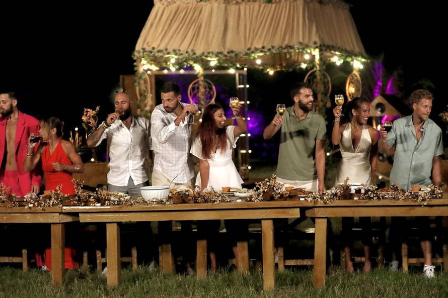 Ujedinjenje u Survivoru! Veliko slavlje, ali i šok za zeleni tim...
