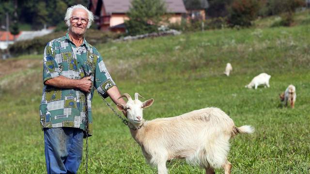 Rastaje se teška srca: Moje koze trebaju dom, pomozite mi