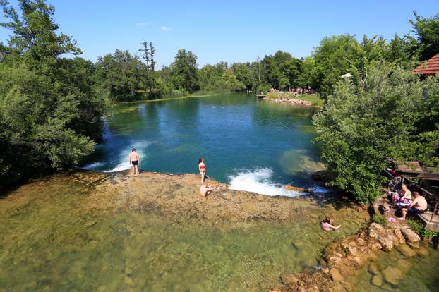 Brojna kupališa rijeke Mrežnice