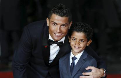 'Cristiano Ronaldo traži novu surogat-majku za drugo dijete'