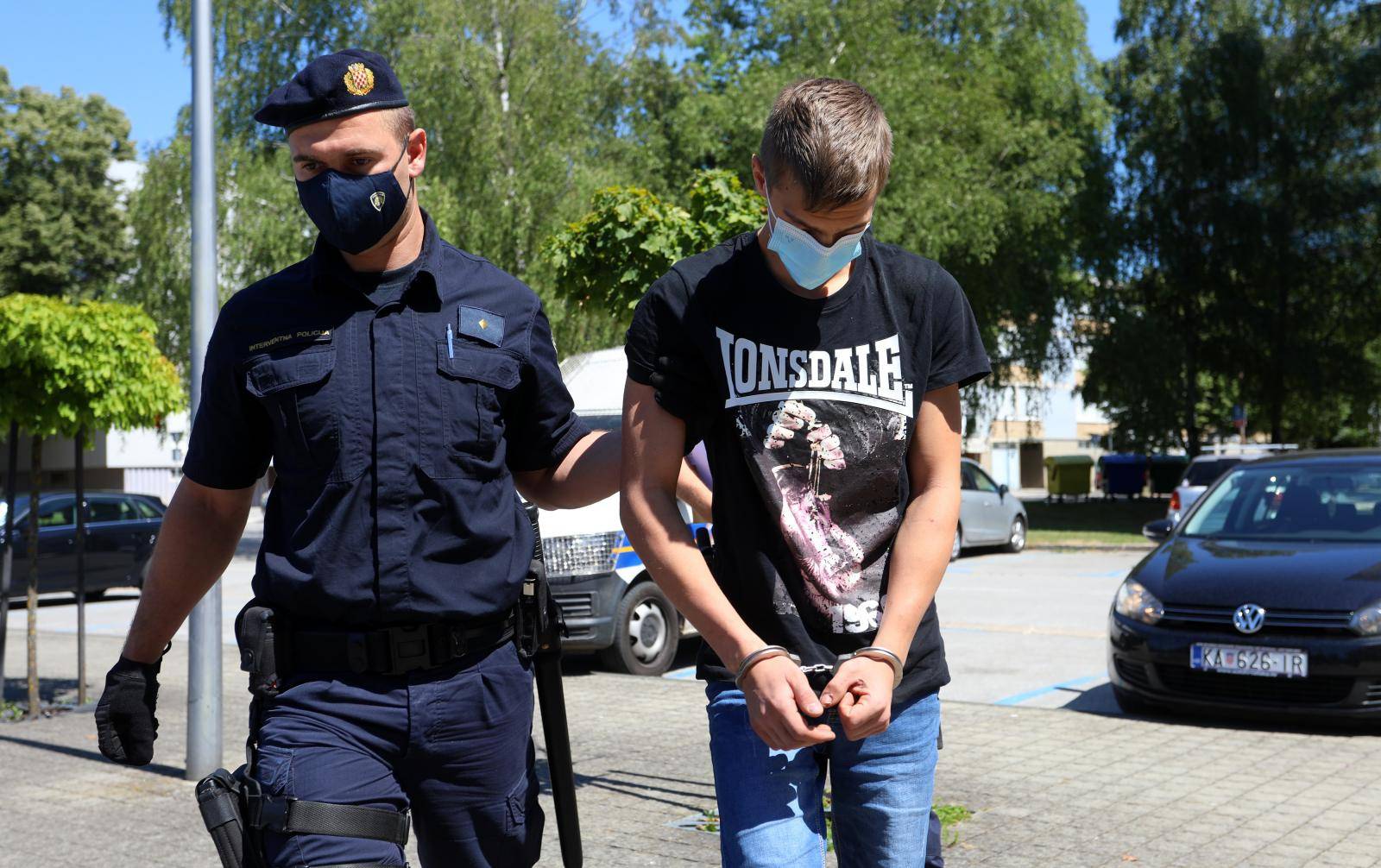 Karlovac: Na Županijski sud priveden osumnjičeni za obojstvo oca