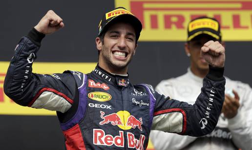 Ricciardo slavio, Alonso drugi, Hamilton iz boksa do 3. mjesta