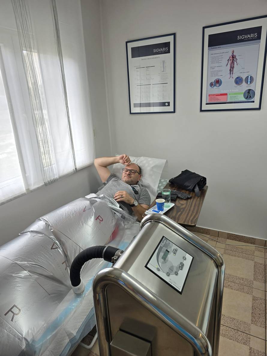 Ustanova iz malog mjesta, rezultati na svjetskoj razini