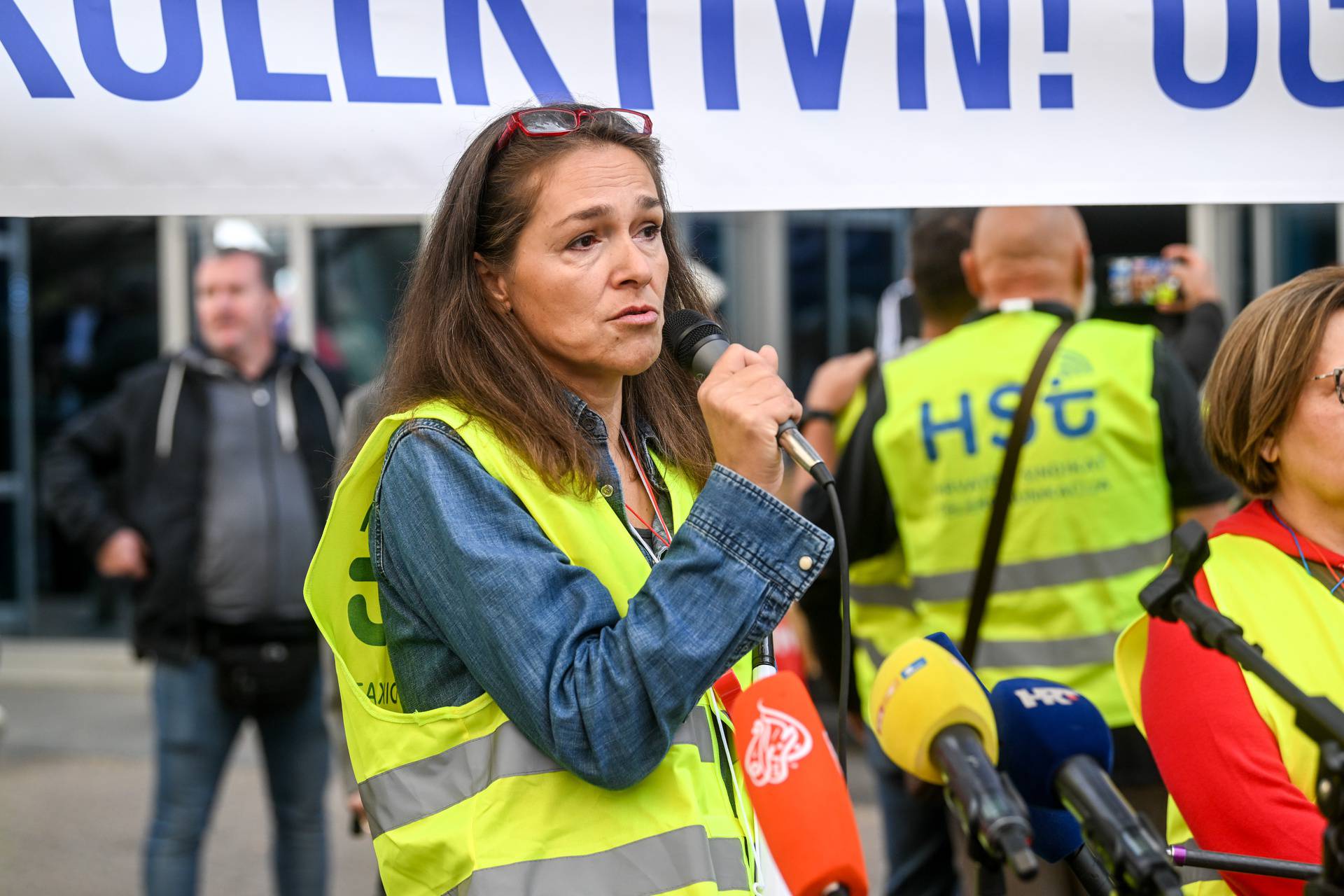 Zagreb: Prosvjed radnika A1 zbog malih plaća i kolektivnog ugovora 