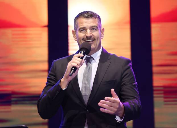 Šibenik: Prva večer Dalmatinske šansone posvećena Vinku Coci