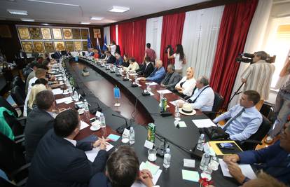 Split: Odgodili konstituirajuću sjednicu gradskog vijeća...