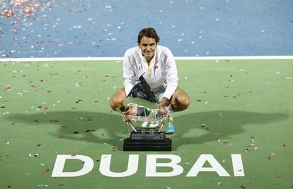 R. Federer probio 9000 asova i sedmi put uzeo pehar Dubaija