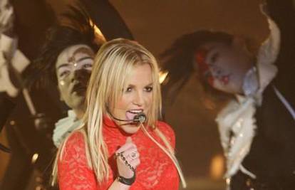 Britney Spears se ponovno popela na vrh "Billboarda"