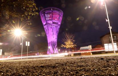 Hrvati iz Posavine i Bosne hodočaste prema Vukovaru