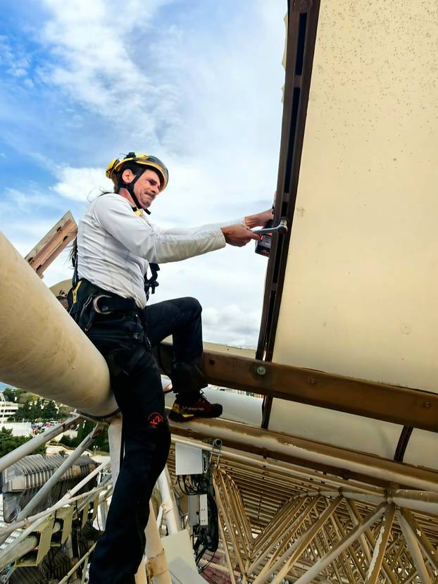 Sanacija krova na Poljudu