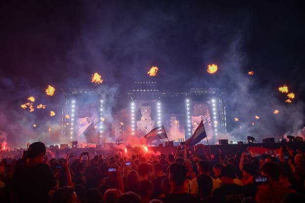 Veliki koncert Marka Perkovića Thompsona u Sinju