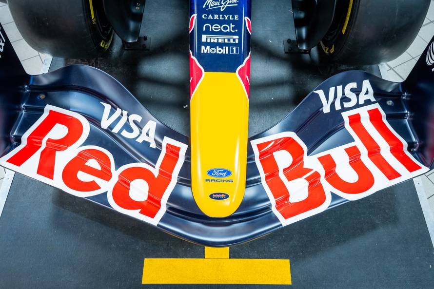 Kakav izazov! Na zagrebačkim Ravnicama možete se okušati u mijenjanju guma na F1 bolidu