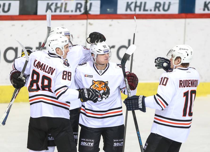 KHL Medvescak -Amur Khabarovsk