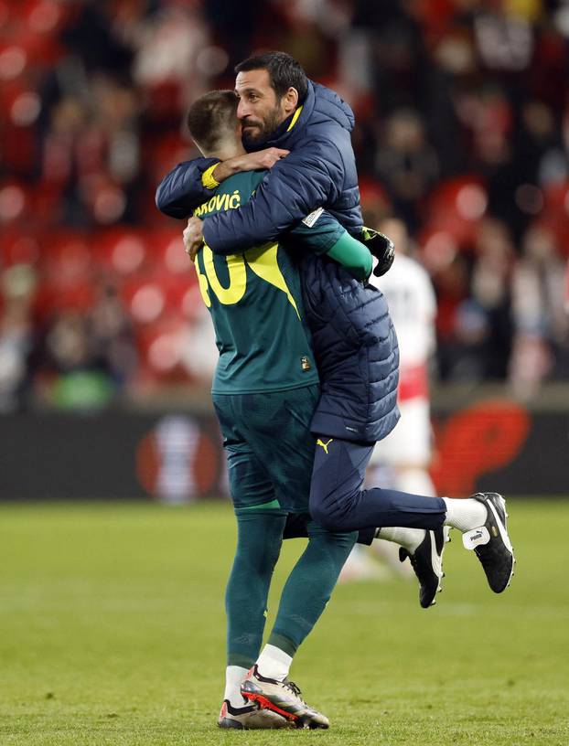 Europa League - Slavia Prague v Fenerbahce