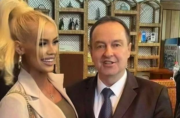 Divi se Dačiću, traži zatvor za sve loše komentare o Vučiću: Tko je srpska političarka Ana?