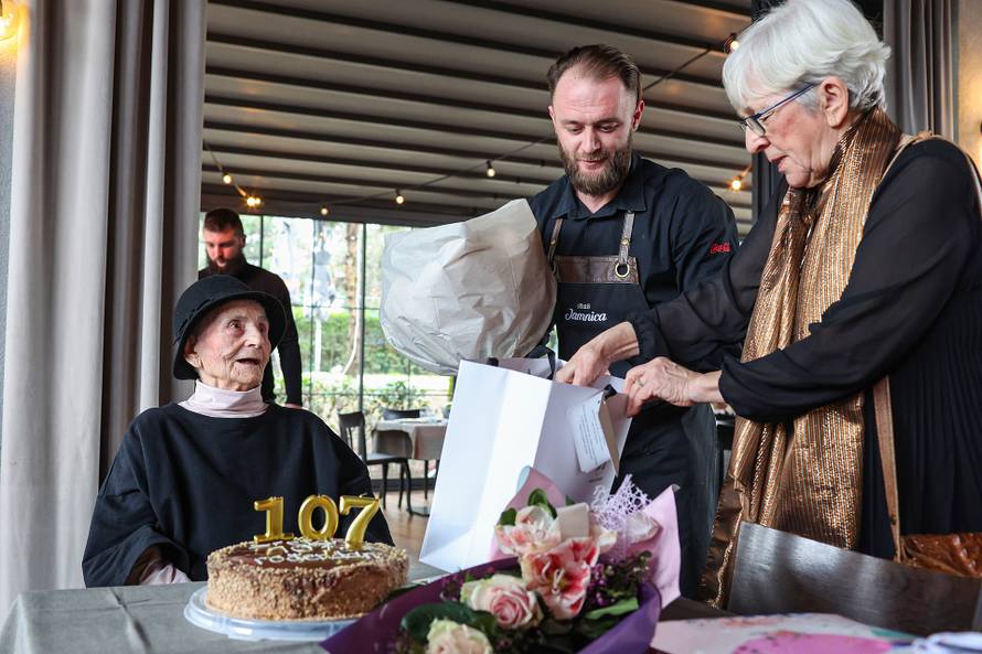 24SATA Proslava 107. rođendana Ivke Brčić, najstarije Zagrepčanke