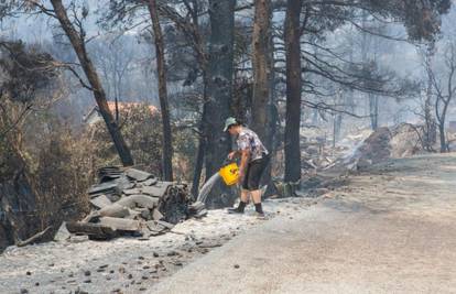 Požari na Pelješcu i Korčuli: Stanje elementarne nepogode 