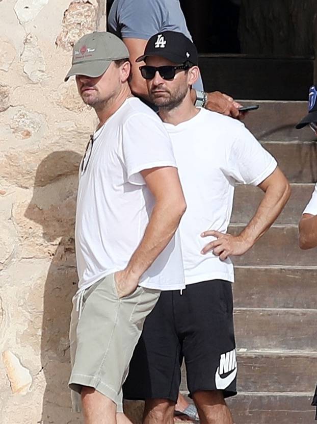 *PREMIUM-EXCLUSIVE* MUST CALL FOR PRICING BEFORE USAGE  - The American Actors Leonardo Di Caprio and Tobey Maguire with their celebrity friends, Edward Enninful, Riccardo Tisci and Love Island beauty Arabella Chi  soak up the sunshine on board their super